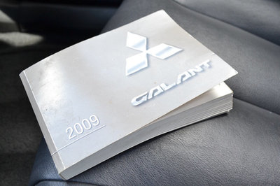 2009 Mitsubishi Galant 4dr Sedan ES