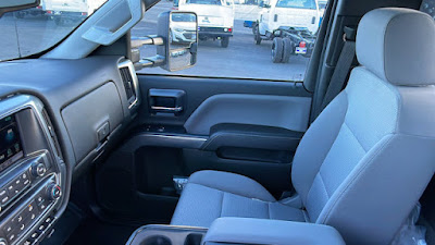 2023 Chevrolet Silverado MD LT