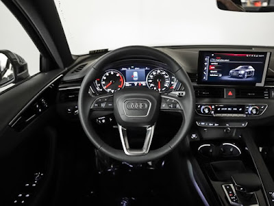 2024 Audi A4 45 S line Premium