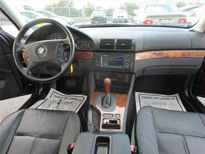 2003 BMW 530i Sedan