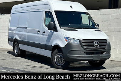 2024 Mercedes-Benz Sprinter 3500 Cargo 170 WB