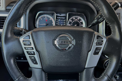 2016 Nissan Titan XD PRO-4X 4WD Crew Cab Diesel