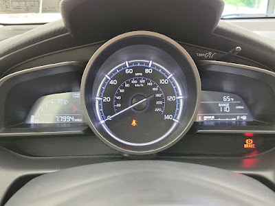 2019 Toyota Yaris Sedan LE