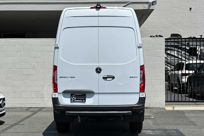 2024 Mercedes-Benz Sprinter 3500 Cargo 144 WB