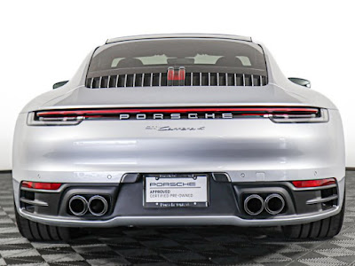 2022 Porsche 911 Carrera 4 Coupe