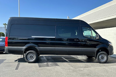 2024 Mercedes-Benz Sprinter 2500 Cargo 170 WB