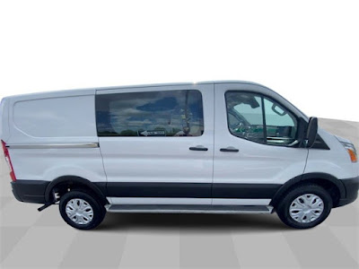 2022 Ford Transit-250 Base