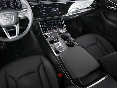 2025 Audi Q7 45 Premium