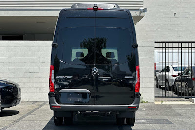 2024 Mercedes-Benz Sprinter 3500 Cargo 170 WB