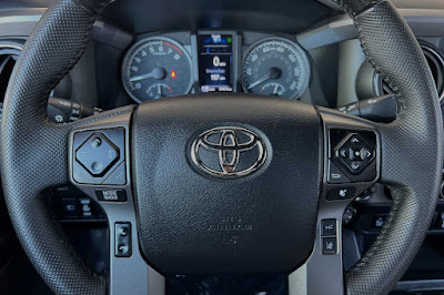 2022 Toyota Tacoma TRD Sport Double Cab 6 Bed V6 AT