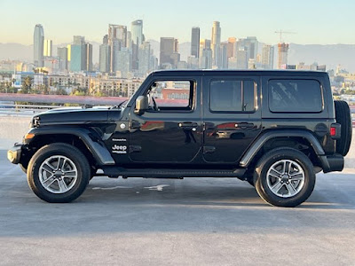 2022 Jeep Wrangler Unlimited Sahara