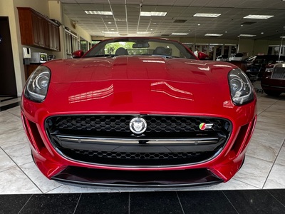 2014 Jaguar F-TYPE V8 S