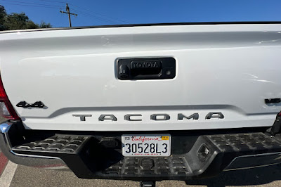 2022 Toyota Tacoma SR5 Double Cab 6 Bed V6 AT
