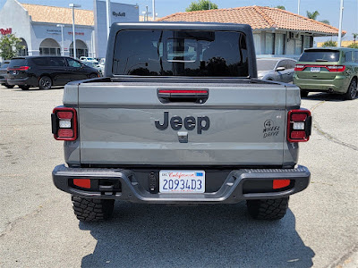 2021 Jeep Gladiator Sport