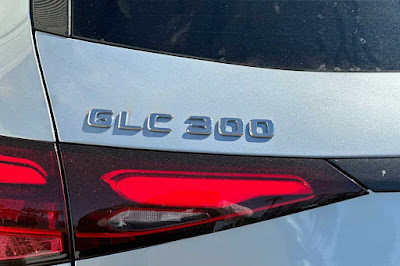 2024 Mercedes-Benz GLC GLC 300