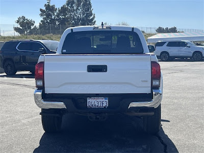 2021 Toyota Tacoma 2WD 2WD SR5 Double Cab 5' Bed V6 AT (Natl)