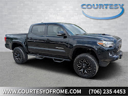 2018 Toyota Tacoma TRD Sport