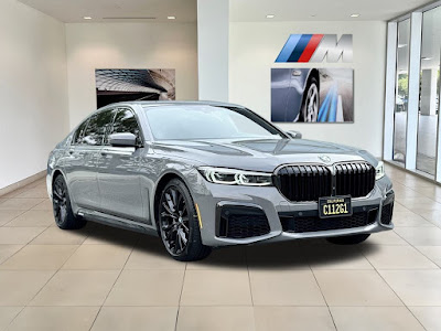 2022 BMW 7 Series 740i