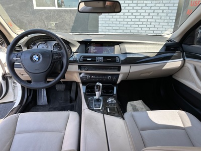 2013 BMW 5 Series 535i Sedan RWD