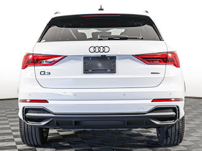 2024 Audi Q3 45 S line Premium