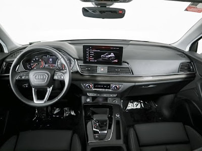 2024 Audi Q5 S line Premium