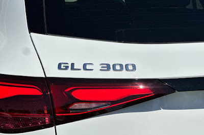 2024 Mercedes-Benz GLC GLC 300