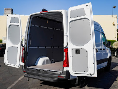 2024 Mercedes-Benz Sprinter Cargo Van