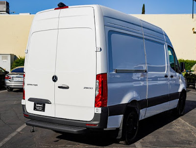 2024 Mercedes-Benz Sprinter Cargo Van