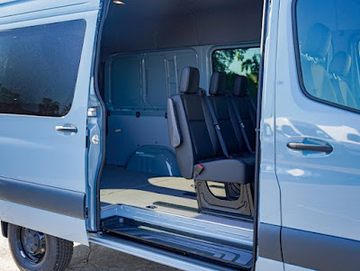 2024 Mercedes-Benz Sprinter Crew Van