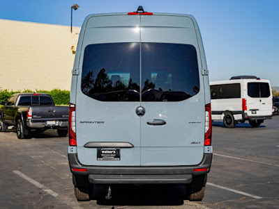 2024 Mercedes-Benz Sprinter Crew Van