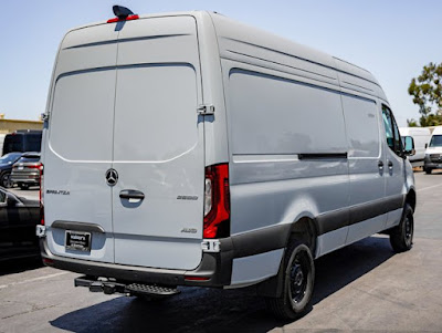 2024 Mercedes-Benz Sprinter Cargo Van