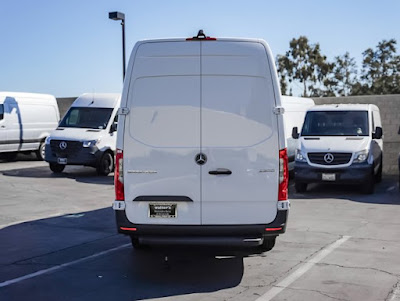 2024 Mercedes-Benz Sprinter Cargo Van