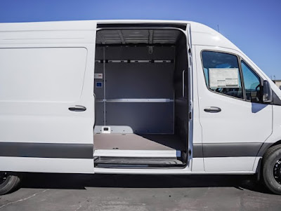 2024 Mercedes-Benz Sprinter Cargo Van