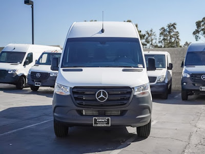 2024 Mercedes-Benz Sprinter Cargo Van