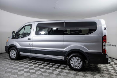 2017 Ford Transit-150 XLT