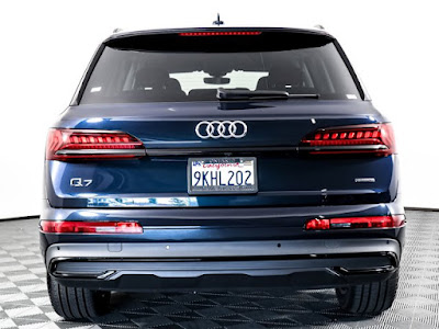 2024 Audi Q7 Premium Plus