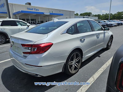 2022 Honda Accord Hybrid Touring