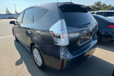 2014 Toyota Prius V Two