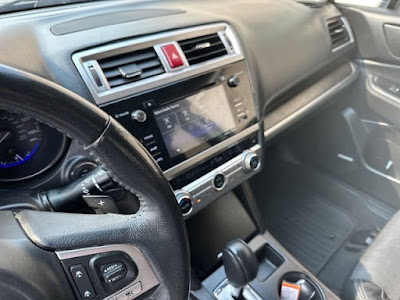 2017 Subaru Outback Limited AWD! SUPER CLEAN!