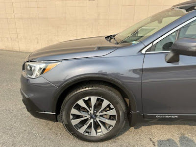 2017 Subaru Outback Limited AWD! SUPER CLEAN!