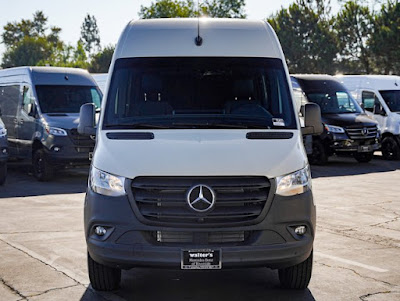 2024 Mercedes-Benz Sprinter Cargo Van