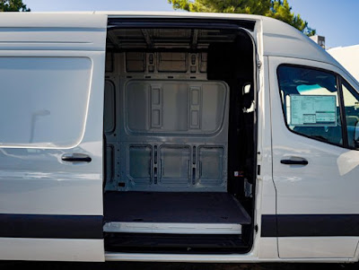 2024 Mercedes-Benz Sprinter Cargo Van