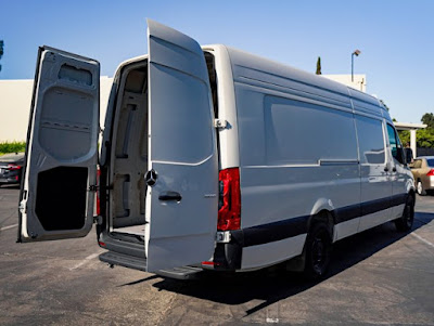 2024 Mercedes-Benz Sprinter Cargo Van