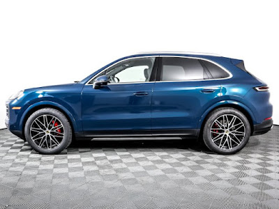 2024 Porsche Cayenne S