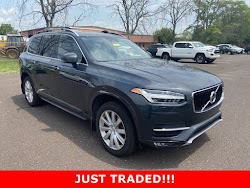 2017 Volvo XC90 Momentum AWD