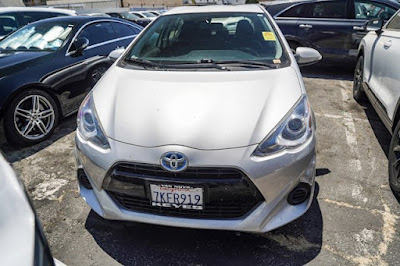 2015 Toyota Prius c Two