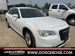 2015 Chrysler 300 Limited