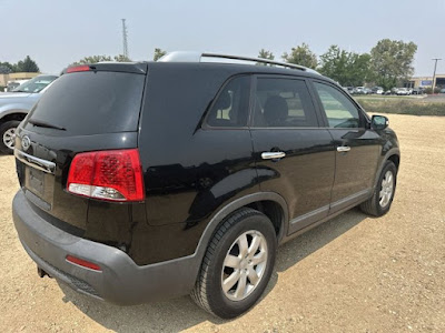 2011 Kia Sorento LX 2WD! GREAT BUY!