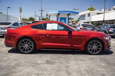 2016 Ford Mustang EcoBoost Premium