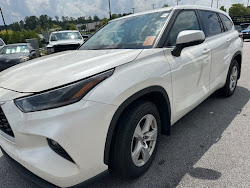 2021 Toyota Highlander LE